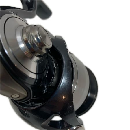  DAIWA ダイワ スピニングリール 24セルテート LT4000-CXH キズ有  306655