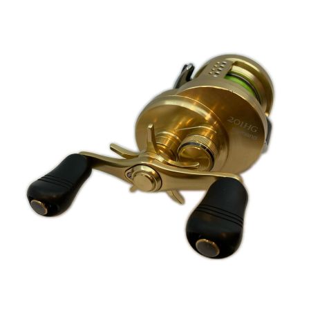  SHIMANO シマノ ベイトリール  15カルカッタコンクエスト 201HG キズ有  03440