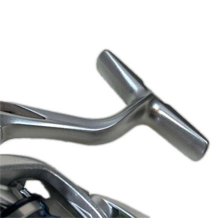  SHIMANO シマノ スピニングリール  19ストラディック 3000MHG 程度A 04021