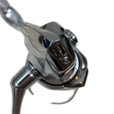  SHIMANO シマノ スピニングリール  19ストラディック 3000MHG 程度A 04021