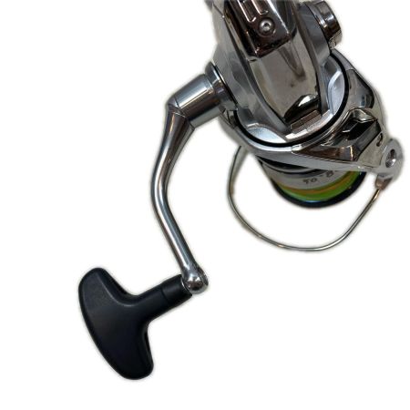  SHIMANO シマノ スピニングリール  19ストラディック 3000MHG 程度A 04021