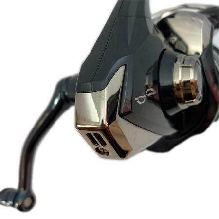 SHIMANO シマノ スピニングリール  24ストラディックSW6000HG 程度B 047410