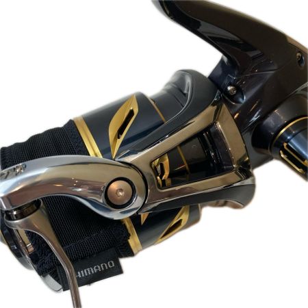 SHIMANO シマノ スピニングリール  キズ有 程度B 箱付 20ステラSW18000HG 04080