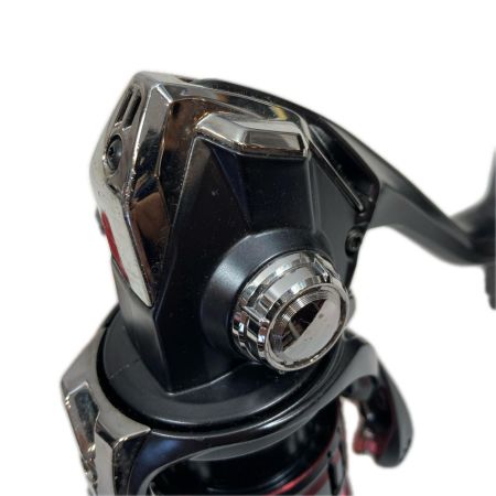 SHIMANO シマノ スピニングリール  美品 程度A 20ヴァンフォード C2000 04203