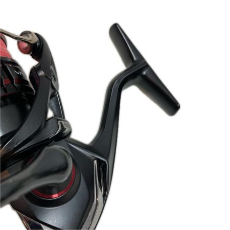SHIMANO シマノ スピニングリール  美品 程度A 20ヴァンフォード C2000 04203