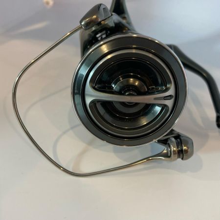 SHIMANO シマノ スピニングリール  22 ステラ C5000XG 043979