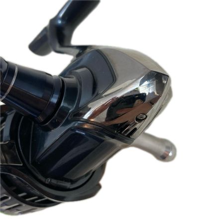 SHIMANO シマノ スピニングリール 17ツインパワーXD 4000XG 程度B ゴメクサスノブ・スタンド付き 03747