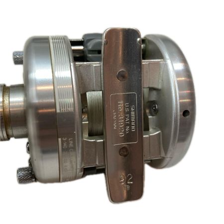 SHIMANO シマノ ベイトリール  キズ有 程度B 92カルカッタ100 RH331