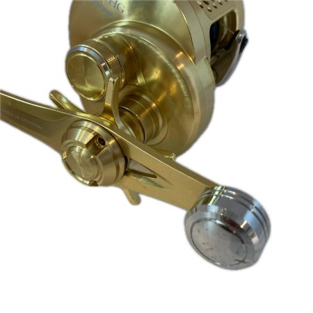 SHIMANO シマノ ベイトリール  14オシアコンクエスト 200HG 程度B 03300