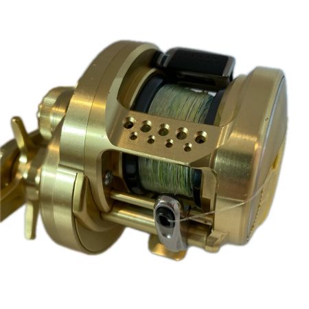 SHIMANO シマノ ベイトリール  14オシアコンクエスト 200HG 程度B 03300