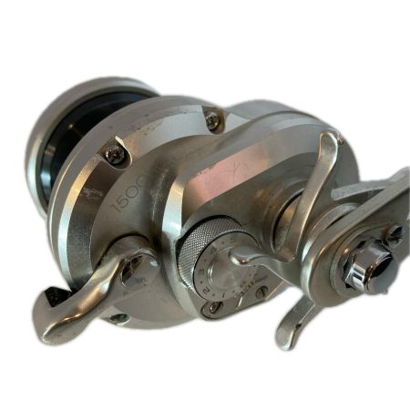 SHIMANO シマノ ベイトリール 11オシアジガー 1500HG 程度B 02745