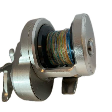 SHIMANO シマノ ベイトリール 11オシアジガー 1500HG 程度B 02745