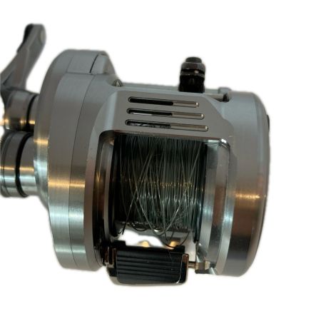 SHIMANO シマノ ベイトリール   20カルカッタコンクエストDC 201HG キズ有 箱付 04040
