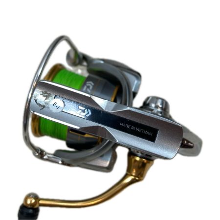 DAIWA ダイワ スピニングリール  キズ有 程度B 18フリームスLT 5000D-CXH 057057