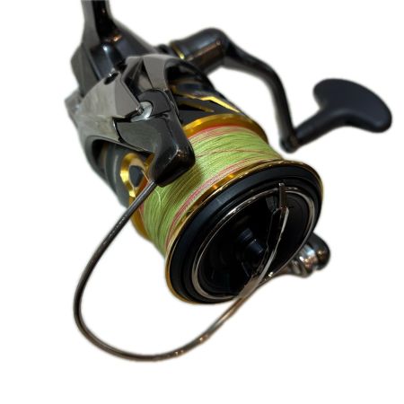 SHIMANO シマノ 釣り用品 リール スピニングリール 20ツインパワー C3000MHG  04141