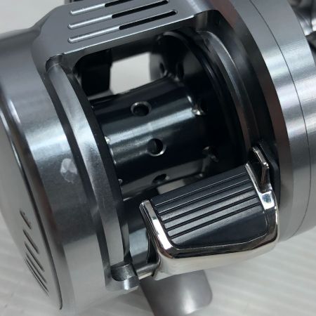  SHIMANO シマノ ベイトリール 20カルカッタ コンクエスト DC200HG 04039