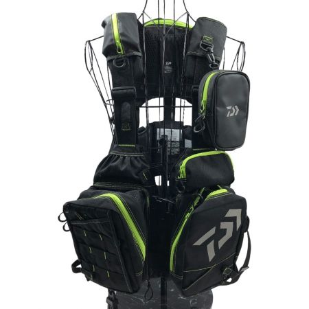  DAIWA ダイワ フローティングベスト ベンチクールゲームベストIV DF-6109