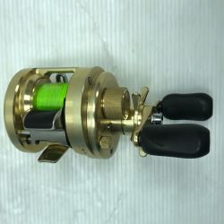 ΣΣ SHIMANO シマノ ベイトリール カルカッタコンクエストクラッチ不良 100 ゴールド Cランク