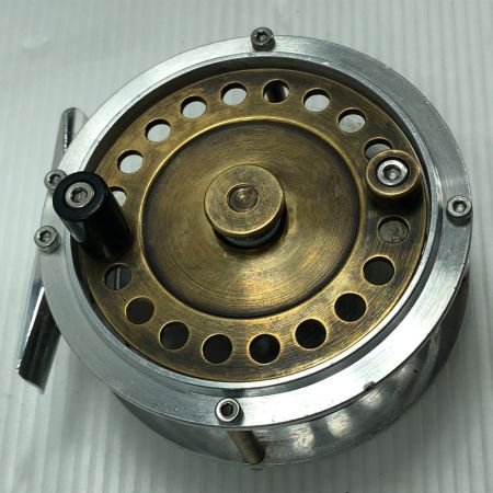  やまめ工房 Yamame Studio ハンドメイド フライリール 収納ポーチ付