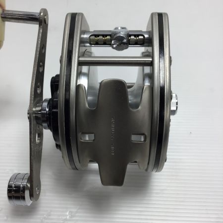  DAIWA ダイワ DYNAMIC ダイナミック 1000S 両軸リール