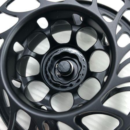  HATCH ハッチ フライリール  アイコニック4＋