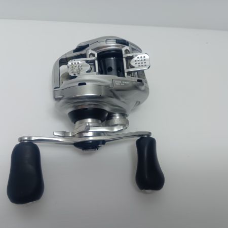 SHIMANO シマノ ベイトリール 03532