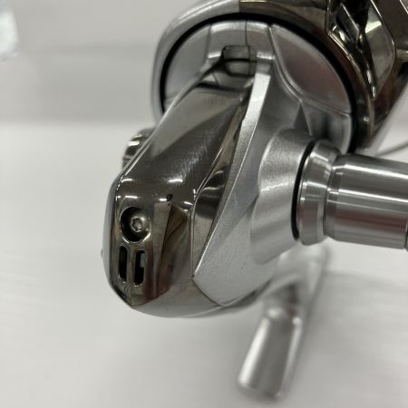SHIMANO シマノ スピニングリール  19ストラディック 2500SHG 04017 本体のみ