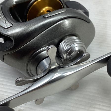  SHIMANO シマノ ベイトリール 05メタニウム XT 01899