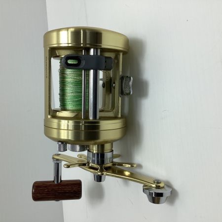 SHIMANO シマノ ベイトリール カルカッタ小船1000 RF301