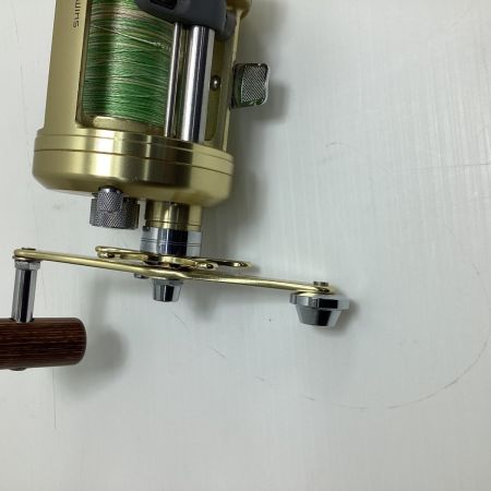 SHIMANO シマノ ベイトリール カルカッタ小船1000 RF301