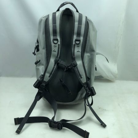  Patagonia パタゴニア リュック ストームフロントパック STY49154 グレー