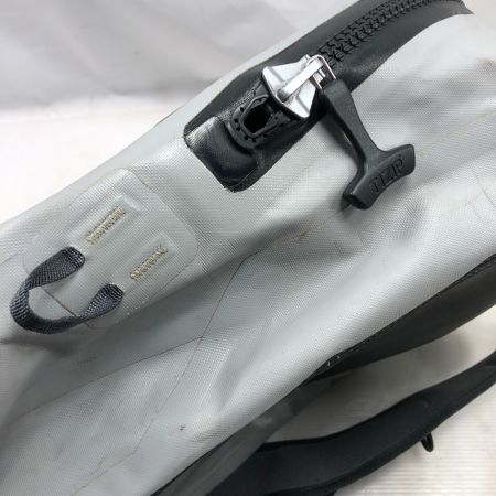  Patagonia パタゴニア リュック ストームフロントパック STY49154 グレー