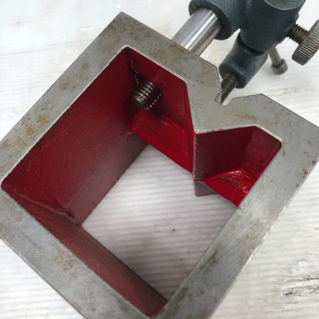   工具関連用品 桝形V溝付きブロック グレー