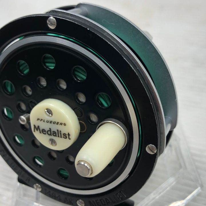 PFLUEGER フライリール メダリスト No.1494 - 中古釣り・フィッシング