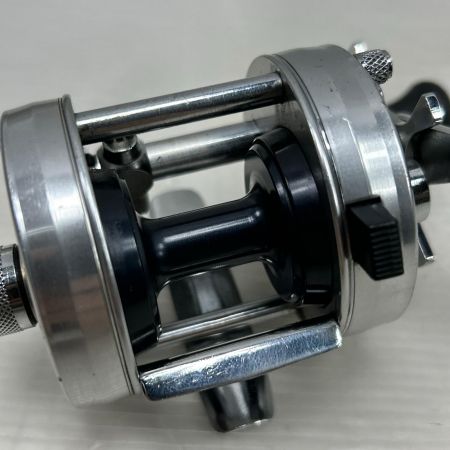 ABU ベイトリール アンバサダー2500C