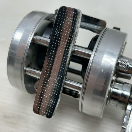 ABU ベイトリール アンバサダー2500C