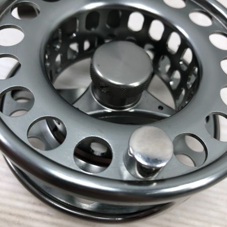  LOOP ループ フライリール evotec LW 8Twelve