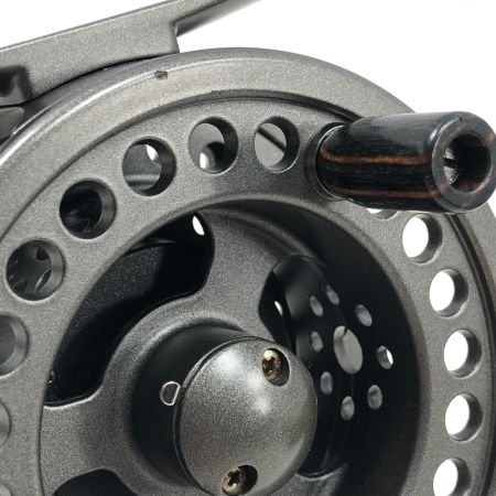  DAIWA ダイワ フライリール ロッホモア 8/9 替えスプール3個付き