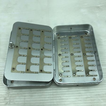  Richard Wheatley リチャード・ホイットレー アルミフライボックス フライケース (4)