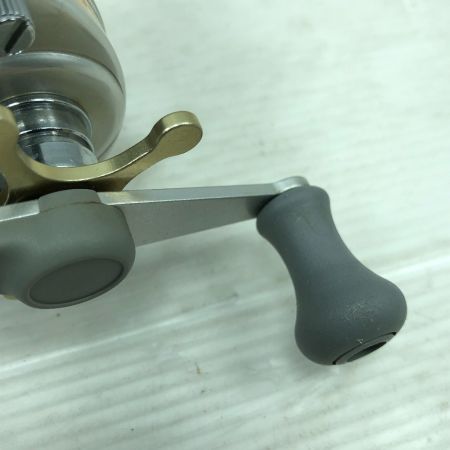  Abu Garcia アブガルシア ベイトリール アンバサダー UC4600C ウルトラキャスト リールポーチ付き 060006