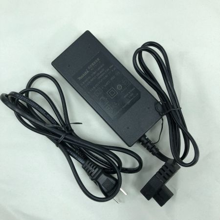  MAKITA マキタ 保冷温庫 MAKITA CW003G ブルー アダプター付 コードレス式 18v CW003G ブルー