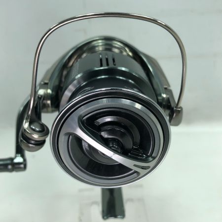 SHIMANO シマノ スピニングリール 22ステラ C3000MHG 043917