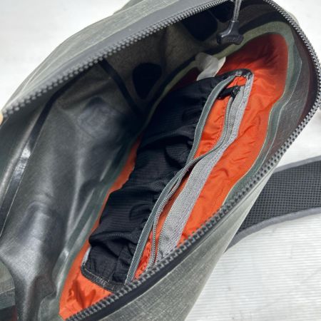 SIMMS シムス フィッシングバッグ ドライクリークZ スリングパック
