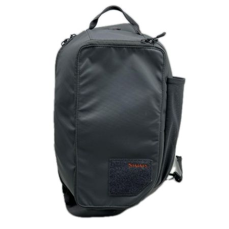 SIMMS シムス フィッシングバッグ トリビュータリースリングパック