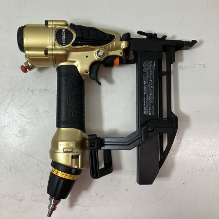 ЗЗ HITACHI 日立 高圧 50mm フロア用タッカ ケース付 N5004HMF ブラック×ゴールド