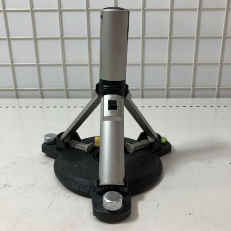 ЗЗ National ナショナル 赤色レーザー レーザー墨出し器 墨出し名人　ケース付 BTL1100 ライトグレー