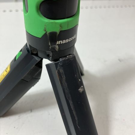 ЗЗ Panasonic パナソニック 赤色レーザー レーザー墨出し器 墨出し名人　ケース付 BTL1000G グリーン