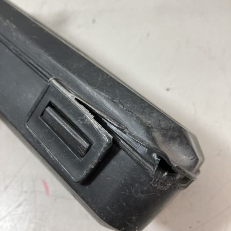 ЗЗ Panasonic パナソニック 赤色レーザー レーザー墨出し器 墨出し名人　ケース付 BTL1000G グリーン