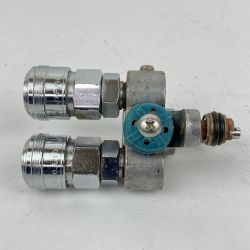 ЗЗ  エアツール 変換・増設 アダプター 高圧から常圧2口 本体のみ シルバー Cランク