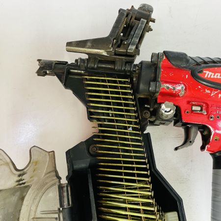 ЗЗ MAKITA マキタ 65mm 高圧 エア釘打ち機 ケース付 AN610H レッド